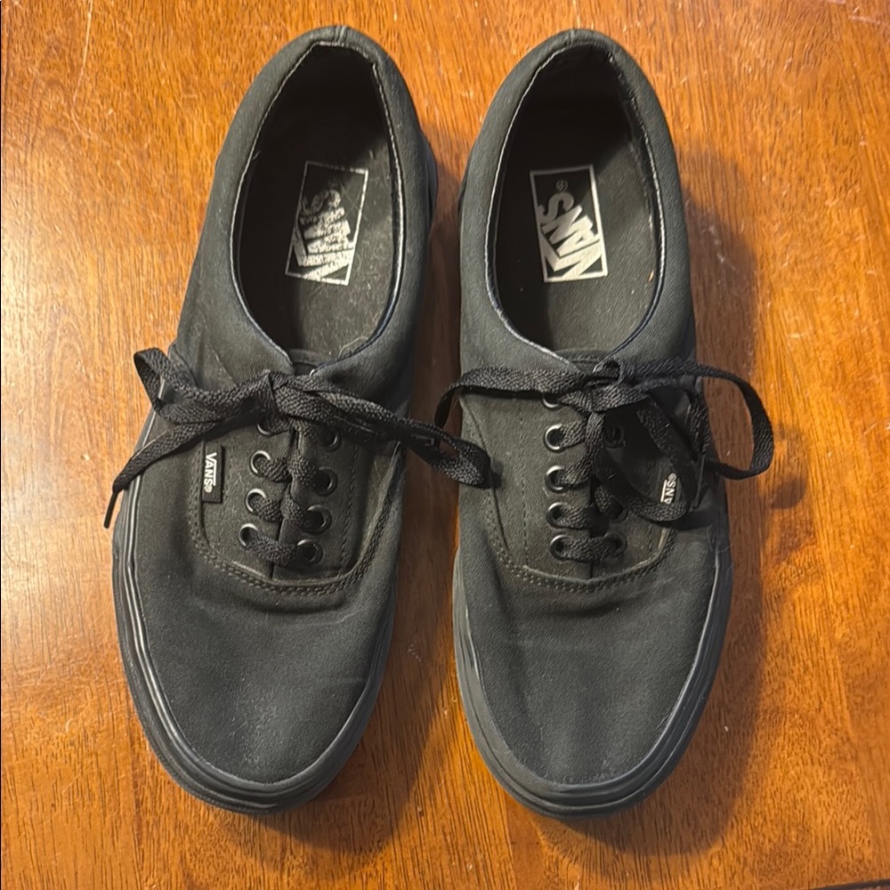 Vans Black Canvas Sneakers Classic Low-Top Design